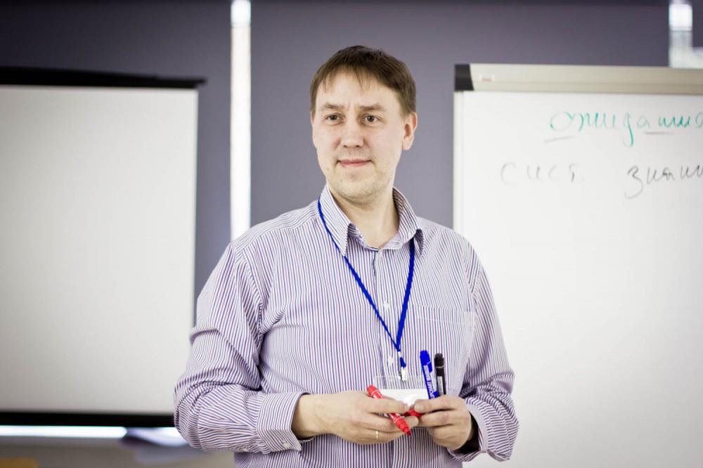 Alexey Pikulev – In Team We Trust